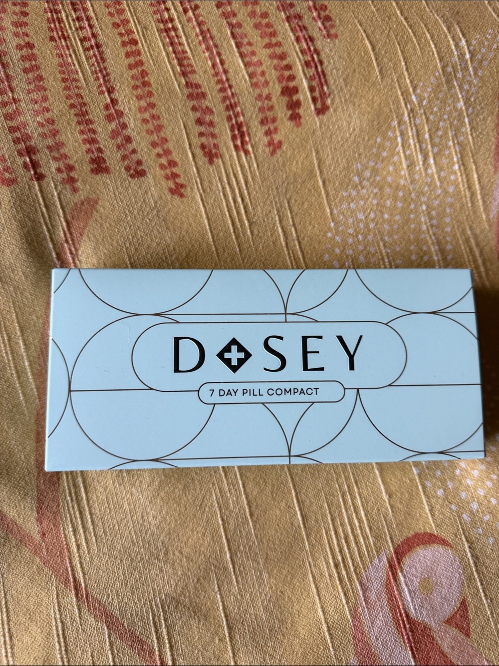 Dosey Sage/Mint Green 7-Day Pill Compact - Picture 4 of 5